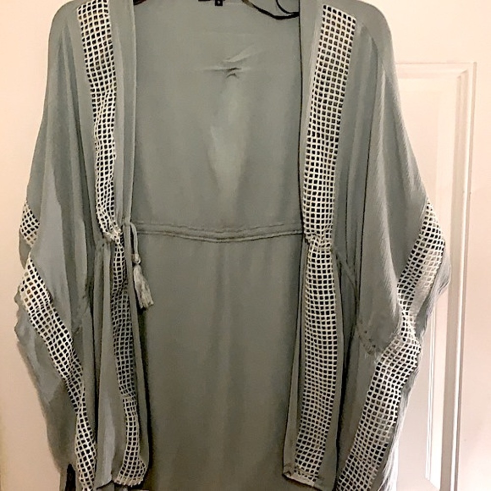 Short kimono, size small.